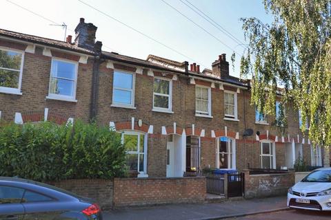 4 bedroom terraced house to rent, Kirkwood Road, Nunhead, London, SE15