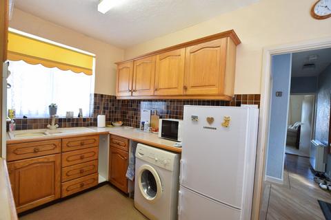 2 bedroom detached bungalow for sale, Colchester Road, Holland-on-Sea