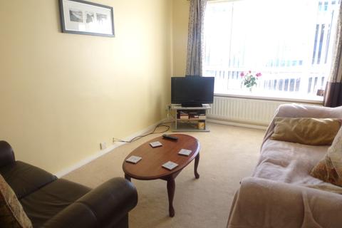 1 bedroom flat for sale - Halstead Place, Town Centre, South Shields, Tyne & Wear, NE33 4LH