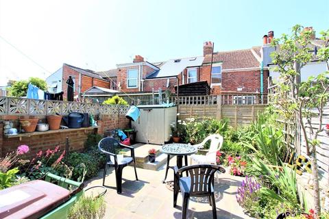 33 Garden Road, Folkestone, CT19 5RA