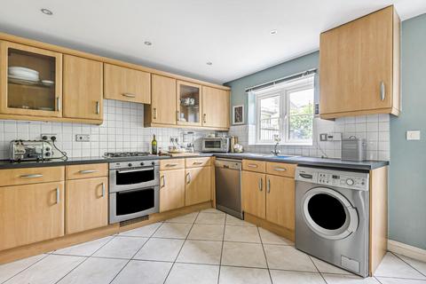 23 Cromwell Close, Bromley, BR2 9GD