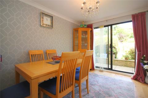 8 Ash Croft, Bradford, BD6 3QR