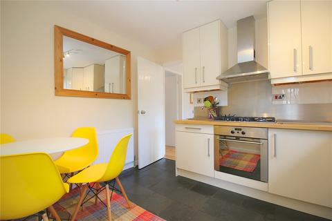 8 Ash Croft, Bradford, BD6 3QR