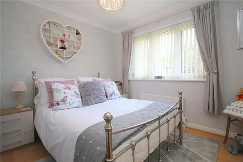 8 Ash Croft, Bradford, BD6 3QR