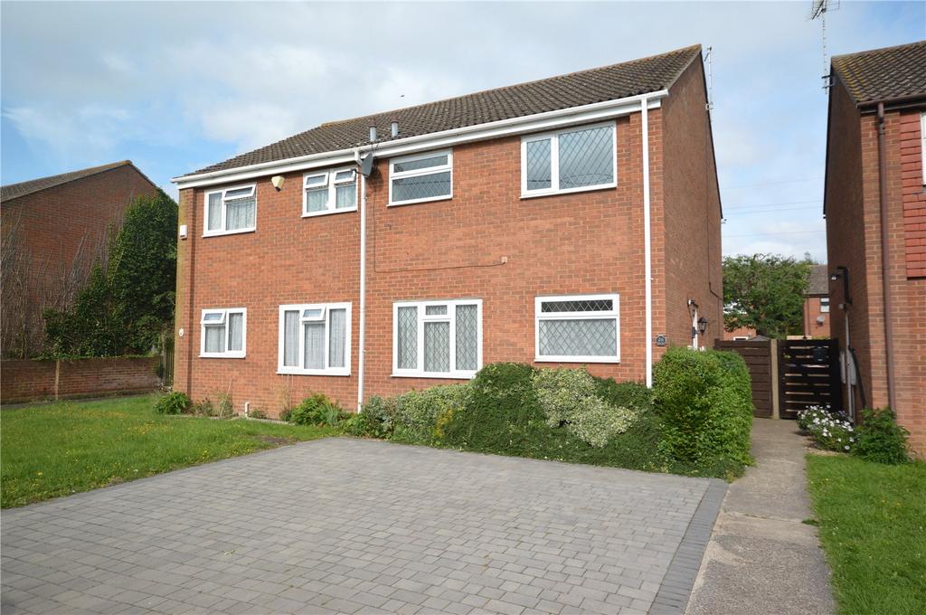 Fawkham Road, Longfield, Kent, DA3 3 bed house £1,500 pcm (£346 pw)