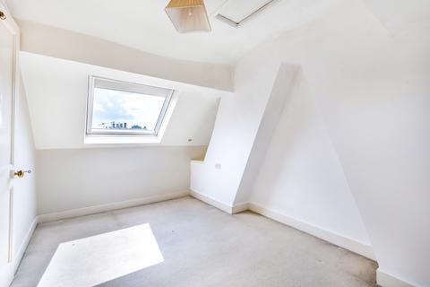 15 Cripstead Lane, Winchester, SO23 9SF