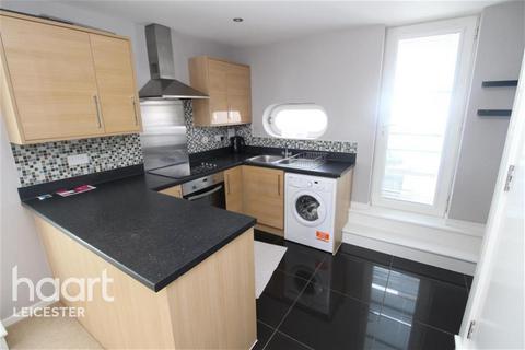 2 bedroom flat to rent, Watkin Road, Freemans Meadow