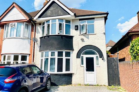 19 Blackacre Road, Dudley, DY2 8LZ