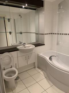 1 bedroom apartment for sale, Hive, Masshouse Plaza, Birmingham, B55JL