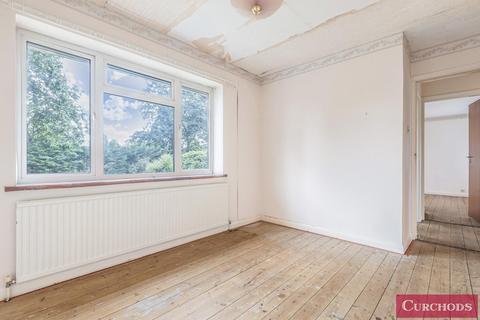 50 Pine Wood, Sunbury-on-thames, TW16 6SG