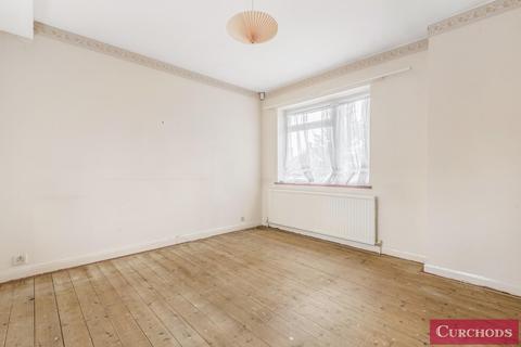 50 Pine Wood, Sunbury-on-thames, TW16 6SG