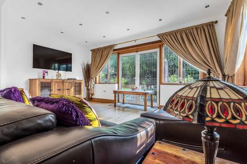 Garland Hill Farmhouse Chapmans Lane, Orpington, BR5 3JA