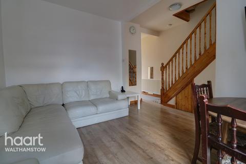 12 The Crescent, London, E17 8AB