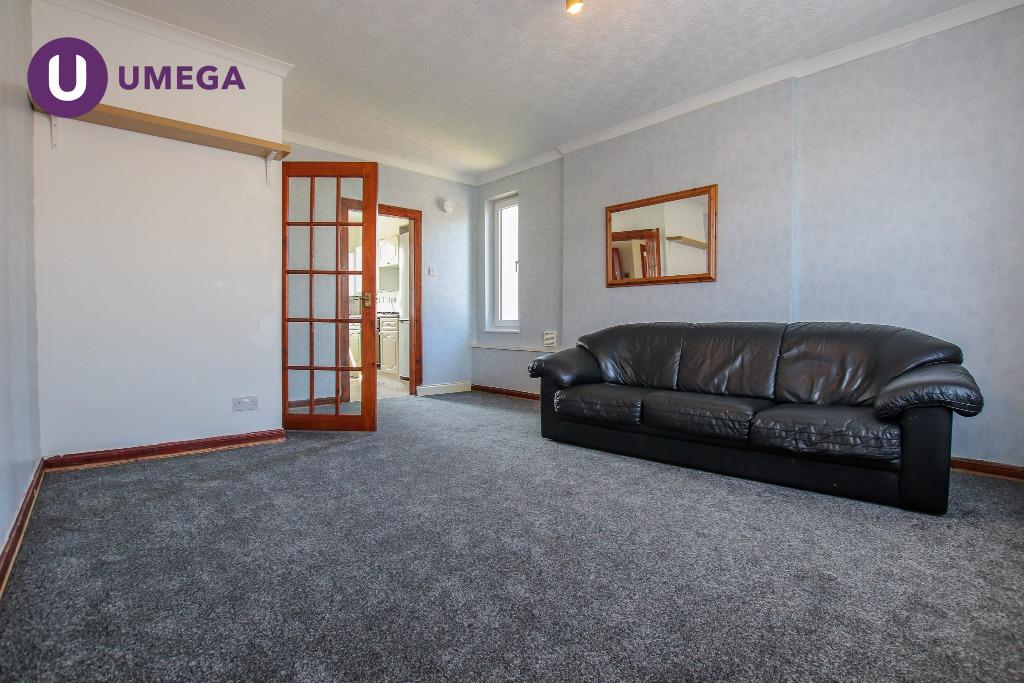 Granton Crescent, Granton, Edinburgh, EH5 2 bed flat £650 pcm (£150 pw)