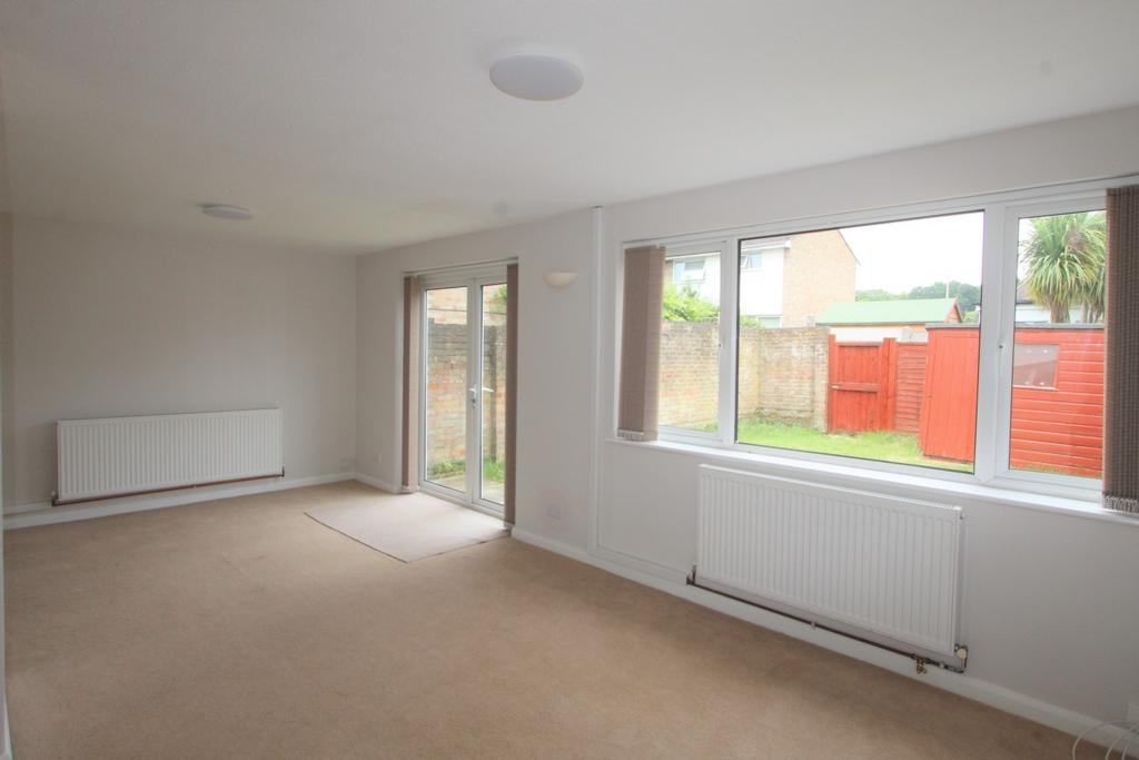 Kempton Walk, Shirley, CR0 3 bed end of terrace house £1,500 pcm (£
