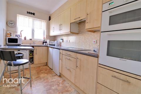25 Deal Close, Clacton-on-sea, CO15 1NE