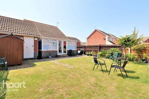 25 Deal Close, Clacton-on-sea, CO15 1NE