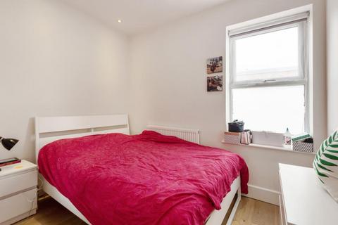 1 bedroom apartment to rent, High Street,  Maidenhead,  SL6