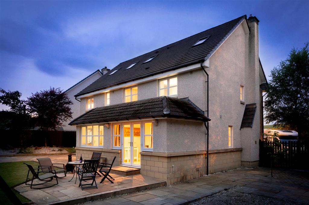 Jardine Place, Bathgate, Bathgate 5 bed house £450,000