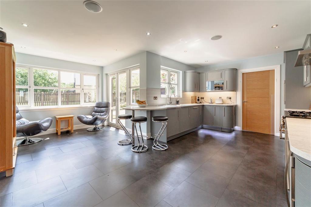 Jardine Place, Bathgate, Bathgate 5 bed house £450,000