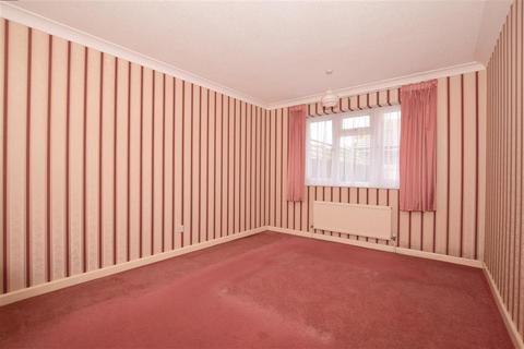 186 Windermere Avenue, Ramsgate, CT11 0NU