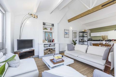 undefined, Foulden Terrace, Stoke Newington, N16