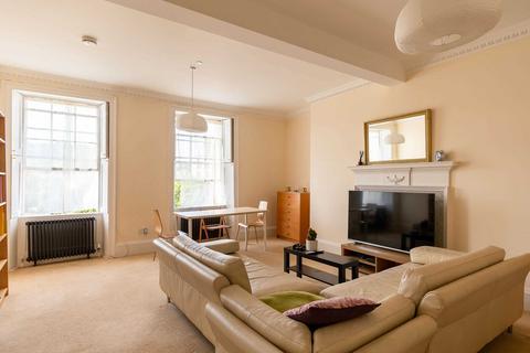 2 bedroom apartment to rent, Laura Place
