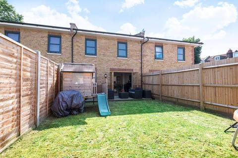 3 Shears Lane, London, SW16 5GA