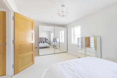 3 Shears Lane, London, SW16 5GA