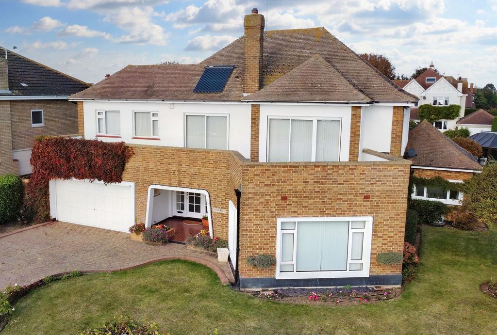 Thorpe Bay Gardens, Thorpe Bay, SS1 5 bed detached house £1,650,000