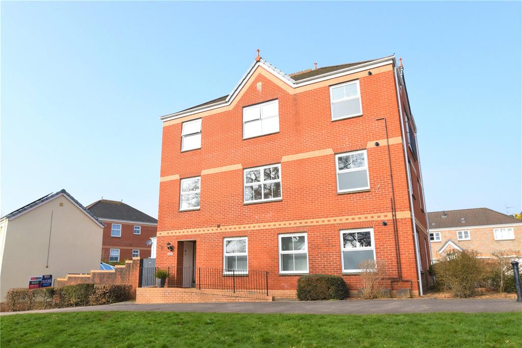 Raleigh Drive, Cullompton, EX15 2 bed flat £750 pcm (£173 pw)