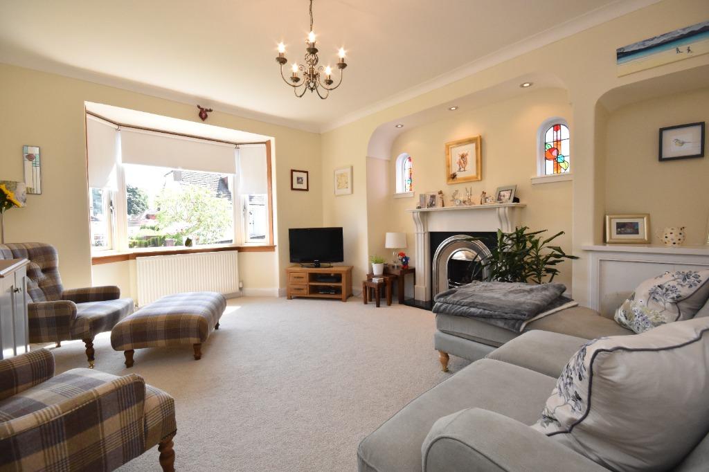 Banchory Crescent, Bearsden, East Dunbartonshire, G61 1DL 4 bed