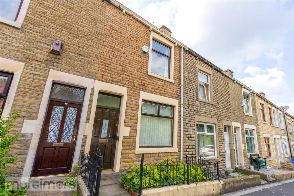 Exchange Street, Accrington, BB5 2 bed terraced house £70,000