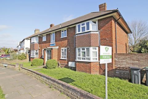 Flat 4, Anschill House Orchard Way, Beckenham, BR3 3EN