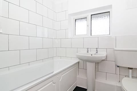 Flat 4, Anschill House Orchard Way, Beckenham, BR3 3EN