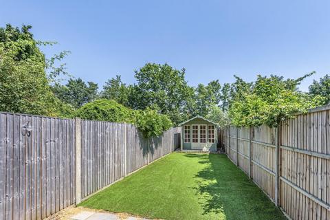20 Railway Road, Teddington, TW11 8SB