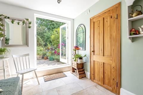 54 Ridge Road, London, N8 9LH