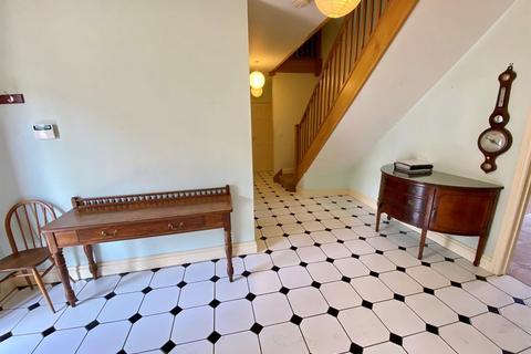 21 Burnt Oak, Dursley, GL11 4HD