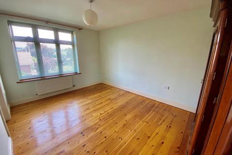 21 Burnt Oak, Dursley, GL11 4HD
