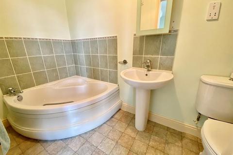 21 Burnt Oak, Dursley, GL11 4HD