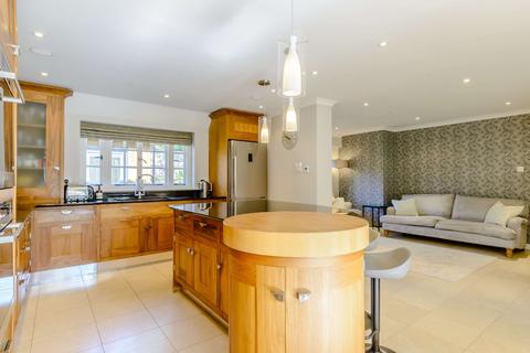 36 Avenue Road, St Albans, AL1 3QB