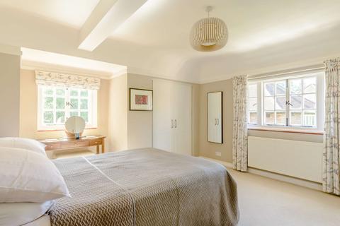36 Avenue Road, St Albans, AL1 3QB