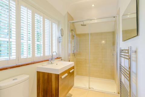 36 Avenue Road, St Albans, AL1 3QB