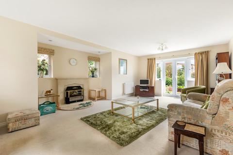 16 Bateman Close, Shobdon, Leominster, HR6 9NW