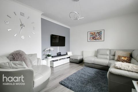 11 Redcar Road, Romford, RM3 9PT