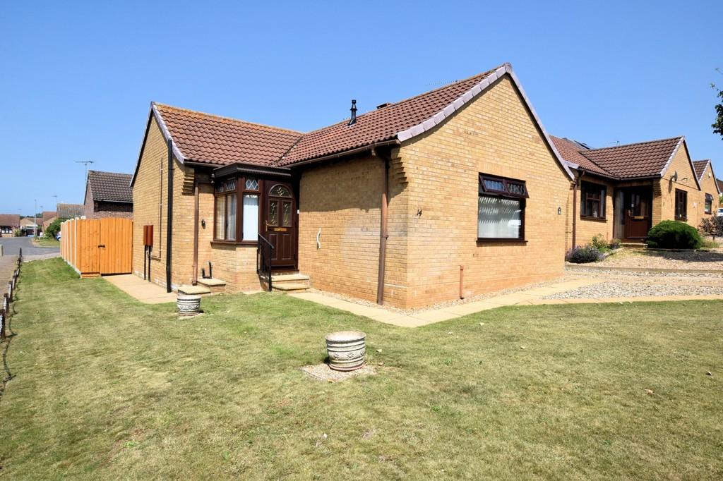Hunstanton 2 bed detached bungalow £280,000