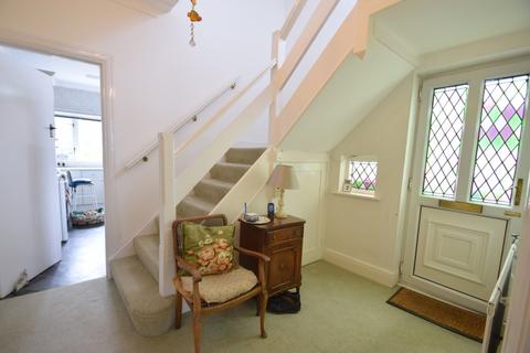 2 Clevis Crescent, Porthcawl, CF36 5NY