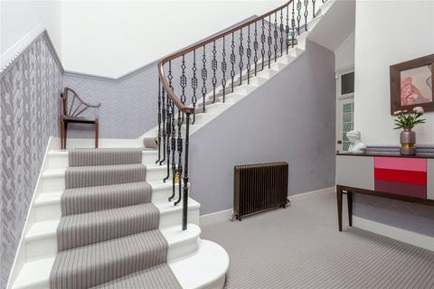 28/2 Blacket Place, Edinburgh, EH9 1RL