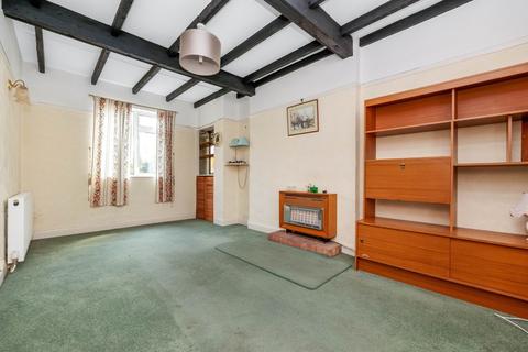 16 Ealdham Square, London, SE9 6BP