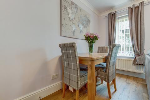 66 Hoveton Close, Redditch, B98 7HW